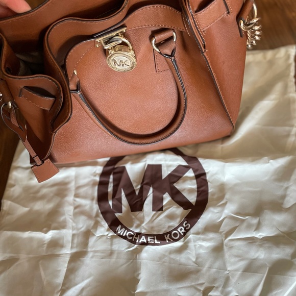 Michael Kors purse - Picture 9 of 9
